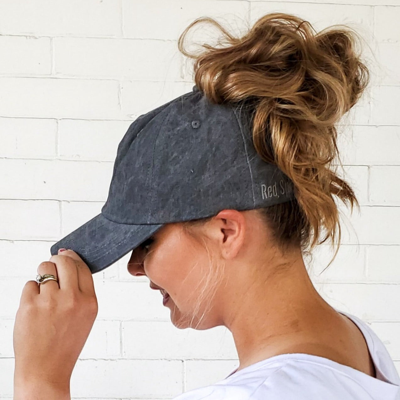 Hidden Messy Bun Baseball Cap 2.0